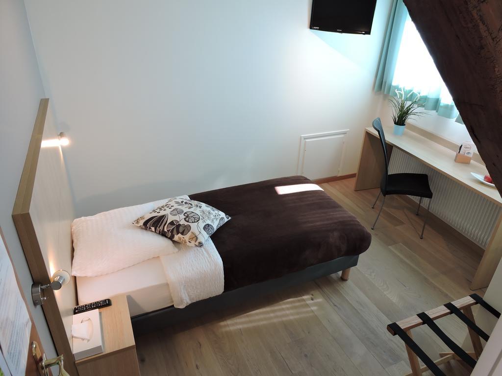Auberge Communale De St-Legier Vevey Rom bilde